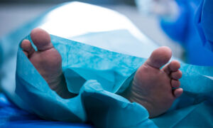 20260402 Autopsie lijkschouw mortuarium Freepik