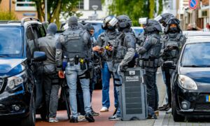 20260922 politieactie Enschede News United Dennis Bakker 4