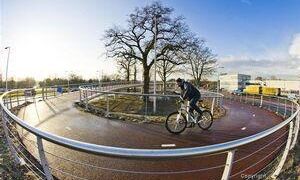 20511 fietsbrug guus bmx 2221213h