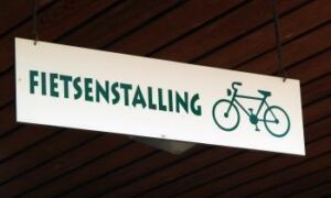 20537 Fietsenstalling