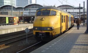 208940 Dutch Railways EMU Mat64 Plan V Utrecht Centraal