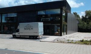 212916 Manon Maison