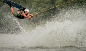 219020 wakeboard