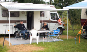 22072025 PROTEST WOONWAGEN HERMAN HENDRIKS TV 00 00 56 13 Still004