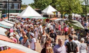 2305 dauwtrapfeest