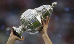 25328 24637 KNVB Beker
