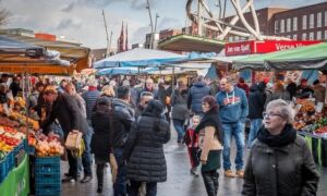 255253 markt 1
