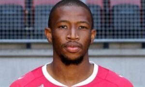 257457 Kamohelo Mokotjo liggend 6