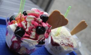 259010 ice cream sundae 1736465 1920