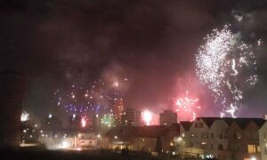 260914 vuurwerk boven enschede