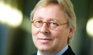 26399 Peter den Oudsten