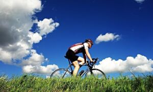 270549 cyclist 1537843 640