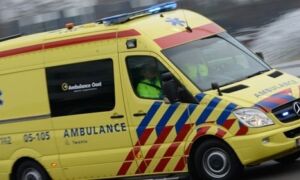 273485 NL ambulance 582x280