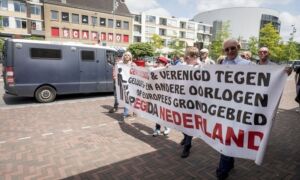 278911 pegida 1