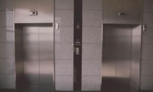 280332 elevator 939515 1920