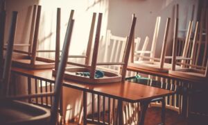 297405 schoolklas leeg 1