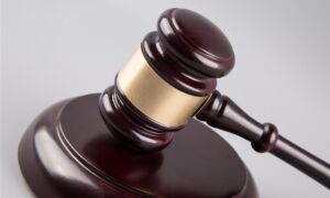 304086 judge gavel 1461287201 YS0