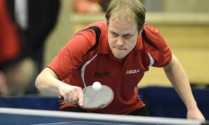 315903 tafeltennissers