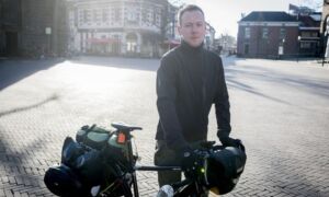326758 bas bakker