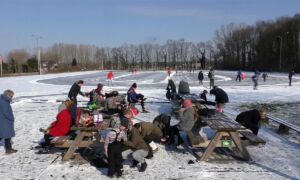 327525 eerste schaatsdag fb