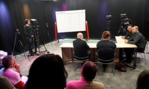 329127 328982 debat1