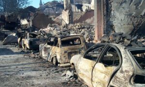 vuurwerkramp - uitgebrande auto's - Roombeek