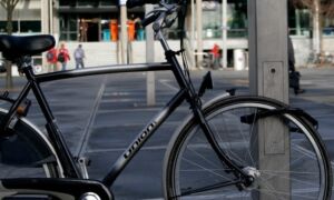 336353 fietsvoorstation