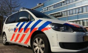 338408 politieauto 32