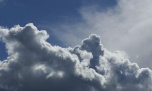 339085 bewolking