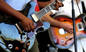 344339 guitars 2033566 960 720