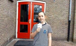 347693 Pien
