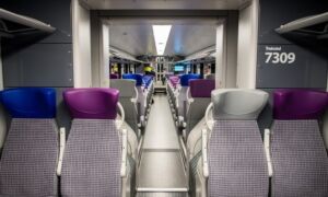 353782 trein 21