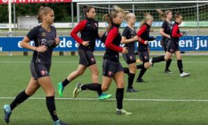 356486 FC Twente vrouwen 10