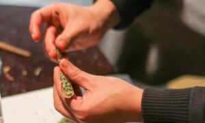 359419 joint rollen 1