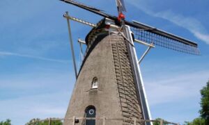 366544 48622 lonnekermolen