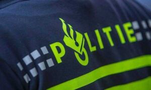 372910 350545 politielogo op jas 1