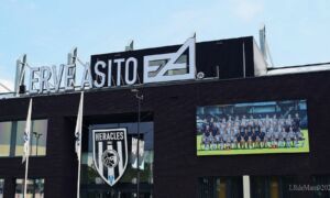 Hoofdingang erve asito stadion heracles almelo 2