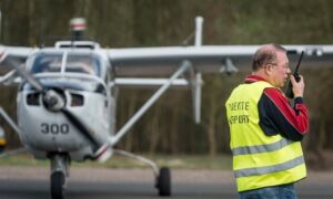 398407 twente airport 1