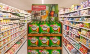 413638 Enschede prijkt op verpakkingen Grolsch Lentebok