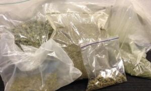41786 Zakken drugs