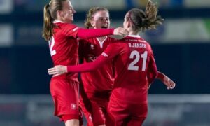 423531 fctwentevrouwen 24