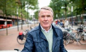 434475 fietsburgemeester