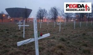 435005 pegida 4