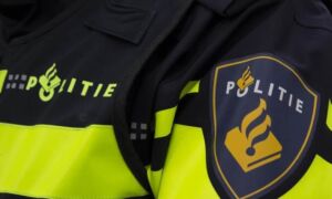 437973 politie 74