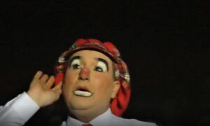 445589 clownthe