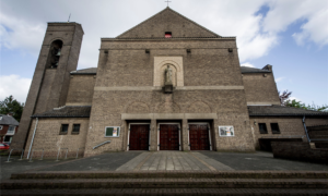 452804 kerk zonder bord mokana