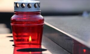 457608 red candle 3590872 1920