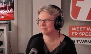 461157 Karin De Boer