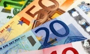 53425 2012 12 geld 409x260