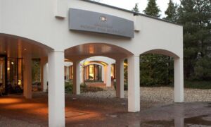 56324 sandton resort bad boekelo entrance